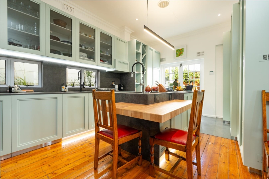 To Let 3 Bedroom Property for Rent in Fresnaye Western Cape